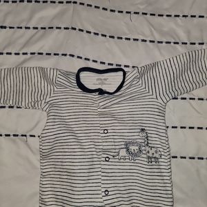 3 month sleep and play Little Me